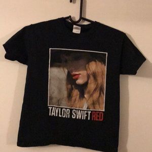 Taylor Swift shirt